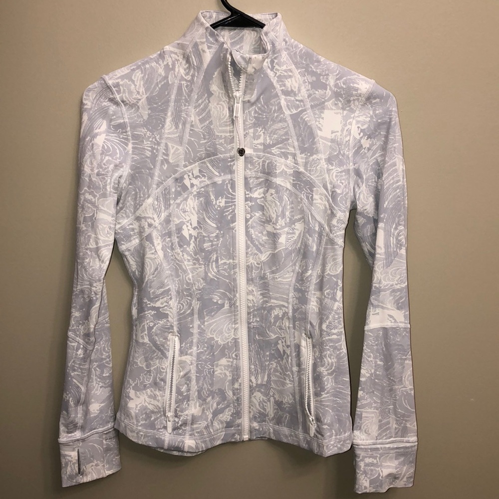 Lululemon white/grey jacket